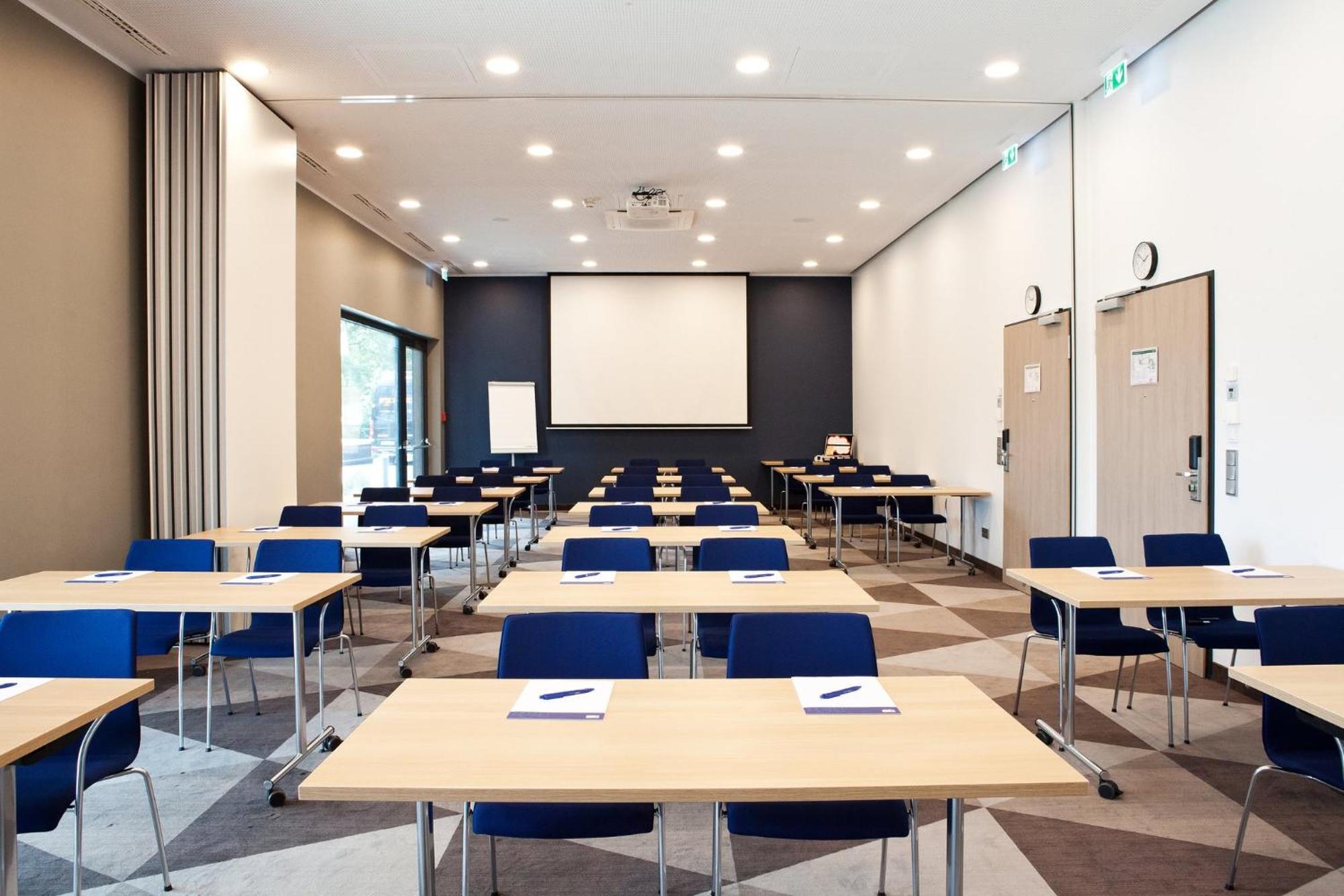 Express - Darmstadt, An Ihg Hotel 3*