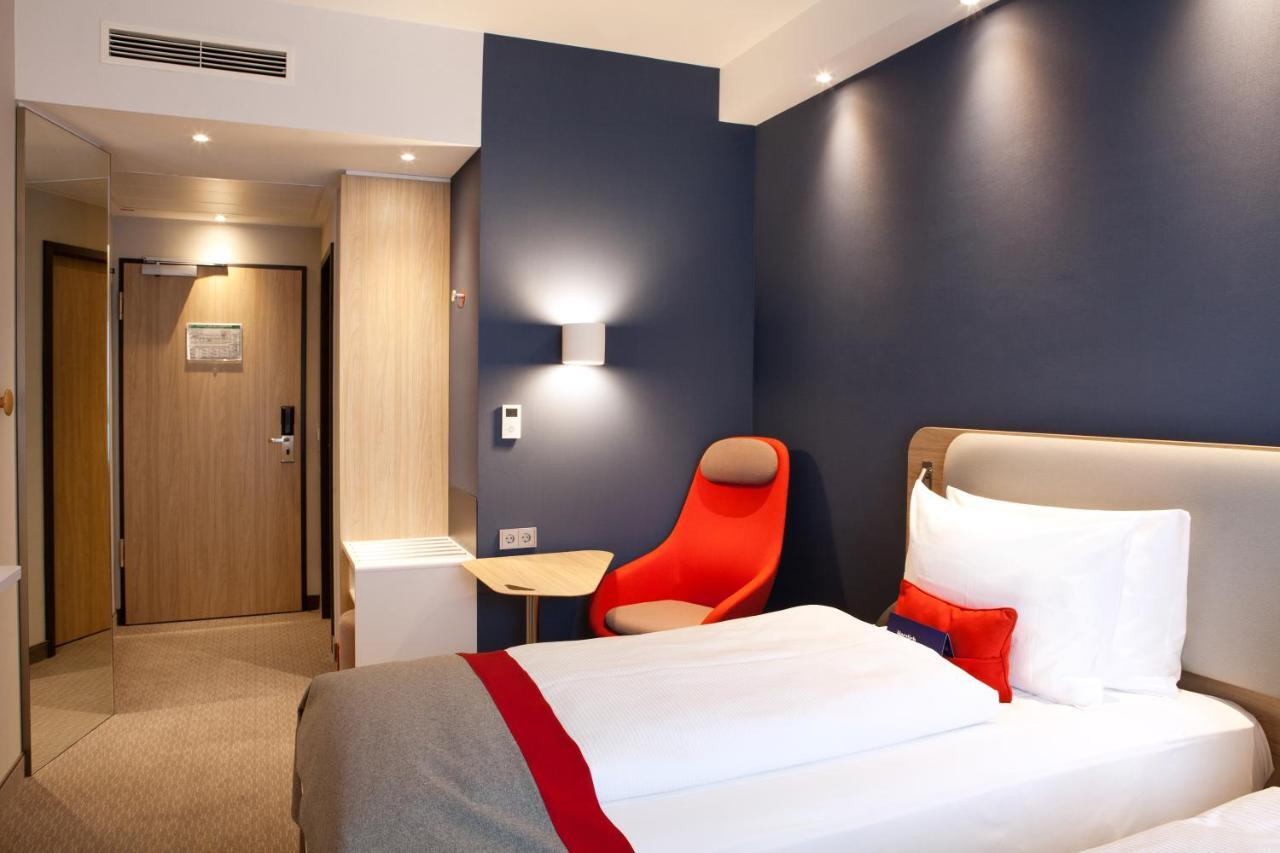 Express - Darmstadt, An Ihg